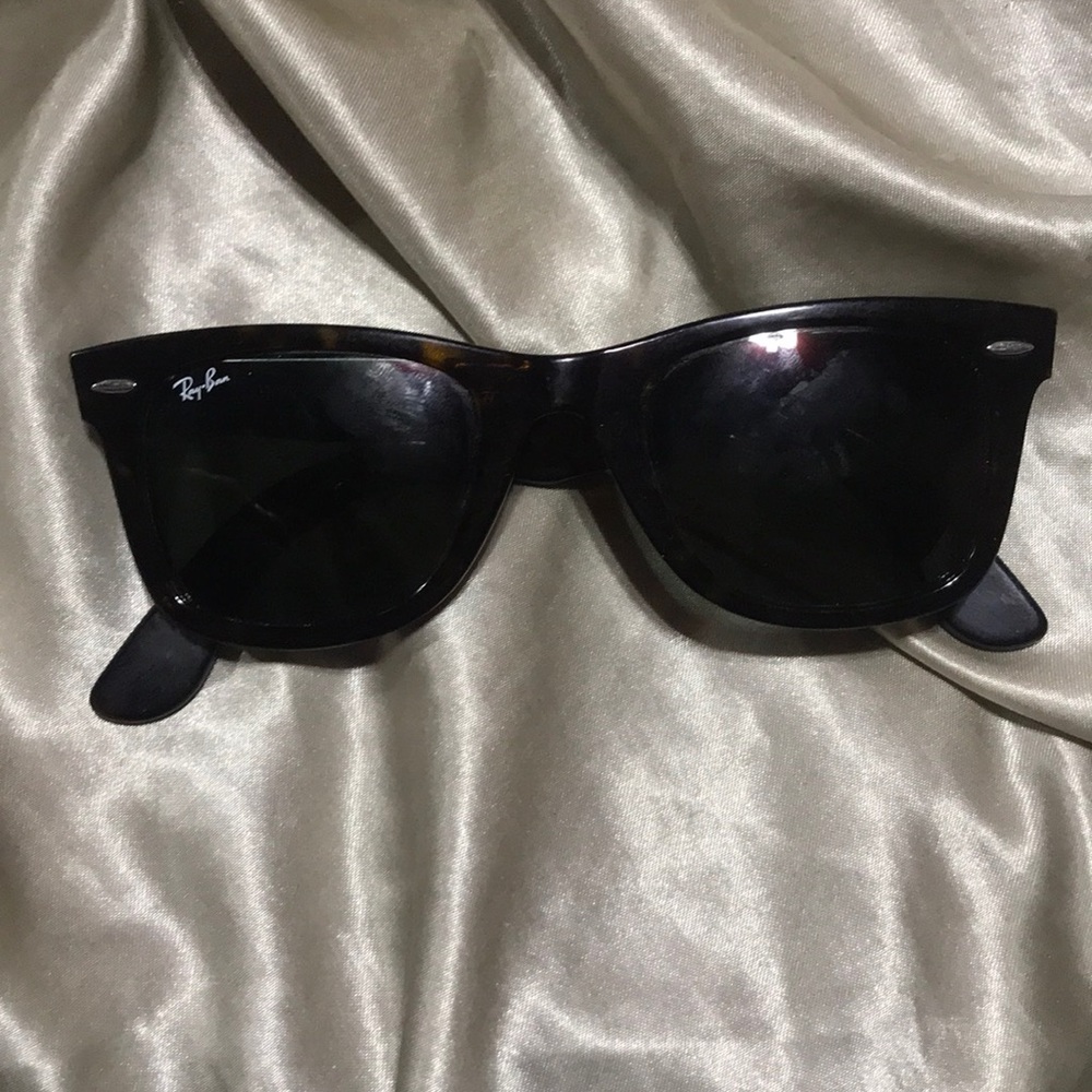 Rayban Tortoise shell sunglasses